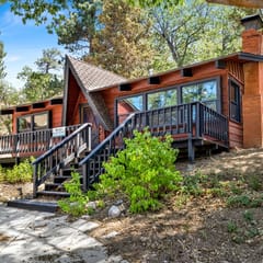 2663 - The Bear Foot Lodge