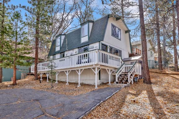 2093-Pinewood Inn - Image 2