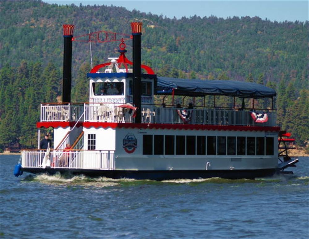 Miss-Liberty-Boat-Tours
